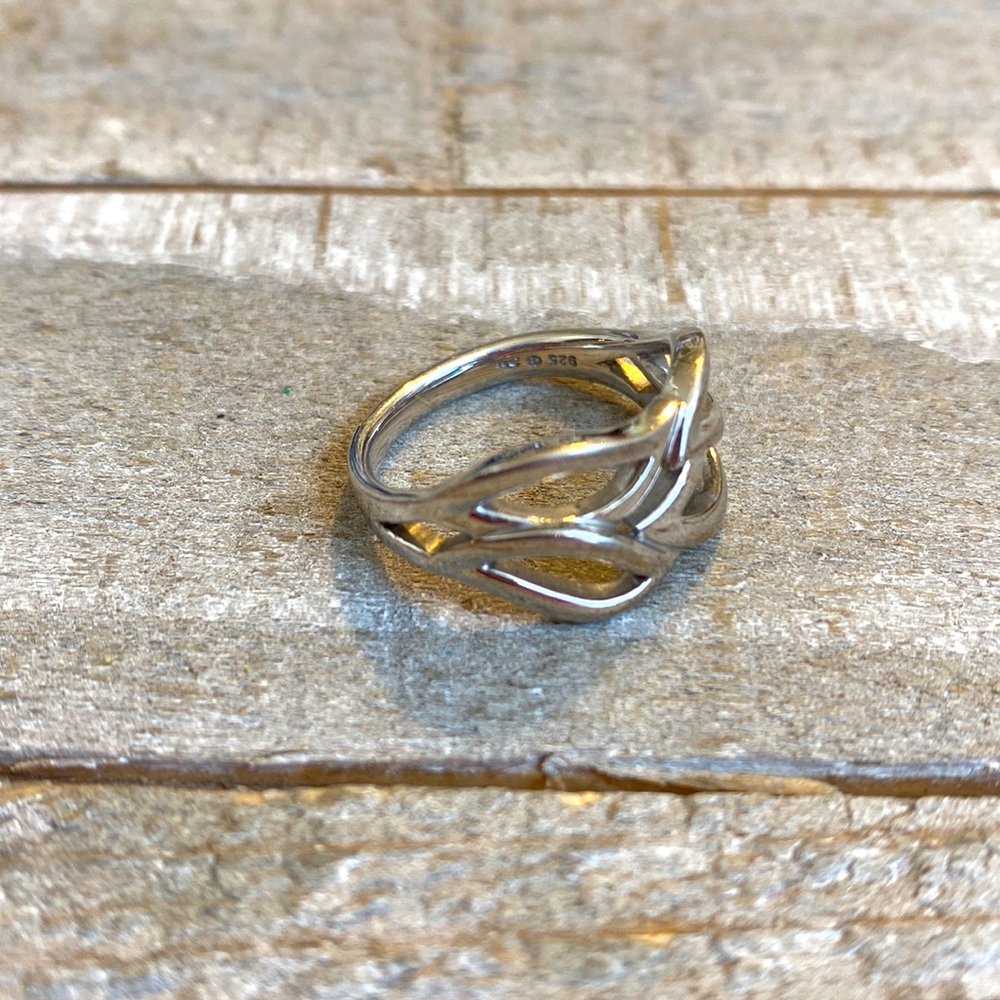 Sterling Silver 925 Wave Leaf Design Ring